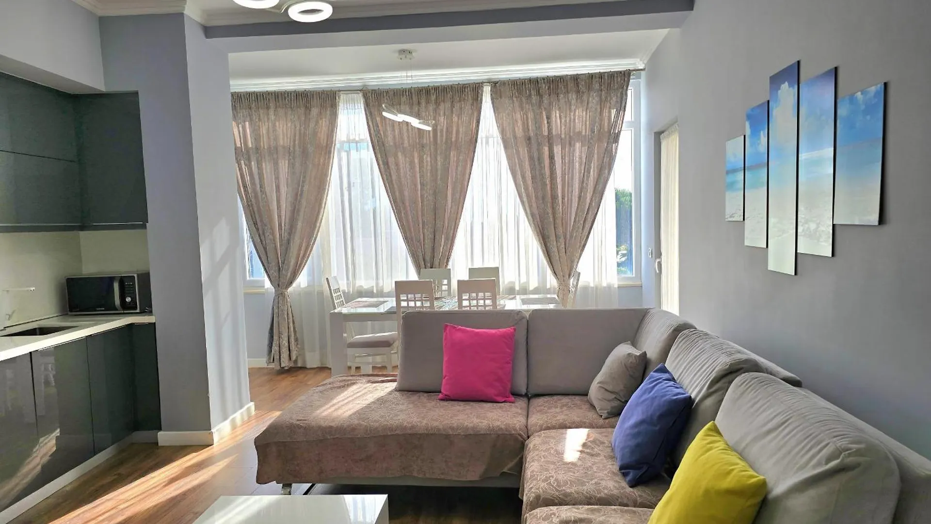 Lura 2 Suite 215 Plazhi San Pietro 0*,